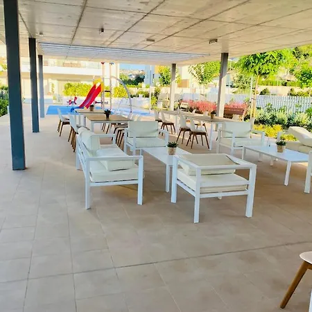 Playa Y Club Nautico A 150m Daire Denia